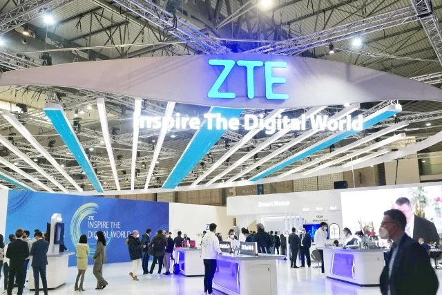 Выручка корпорации ZTE за третий квартал достигла 27,557 млрд юаней