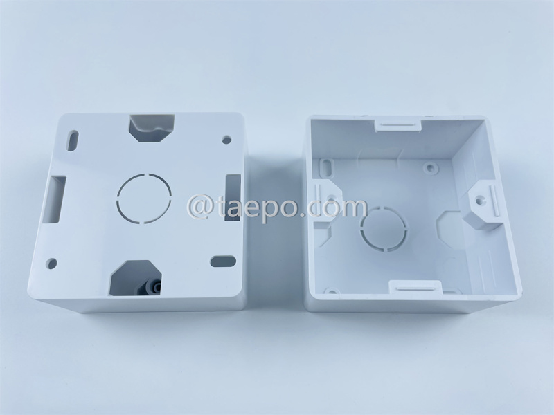 Монтажная коробка, 80x80x40 мм, французский стиль