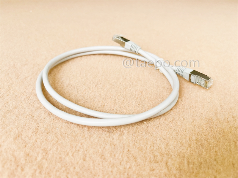 Патч-кабель LAN, CAT5E, FTP, RJ45-RJ45, 1м