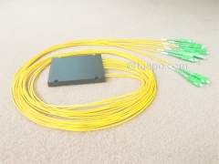 Оптический сплиттер, PLC, пластиковый корпус, G657A, 2x8, свободная трубка 2 мм, 1 м, с разъемом SC/APC